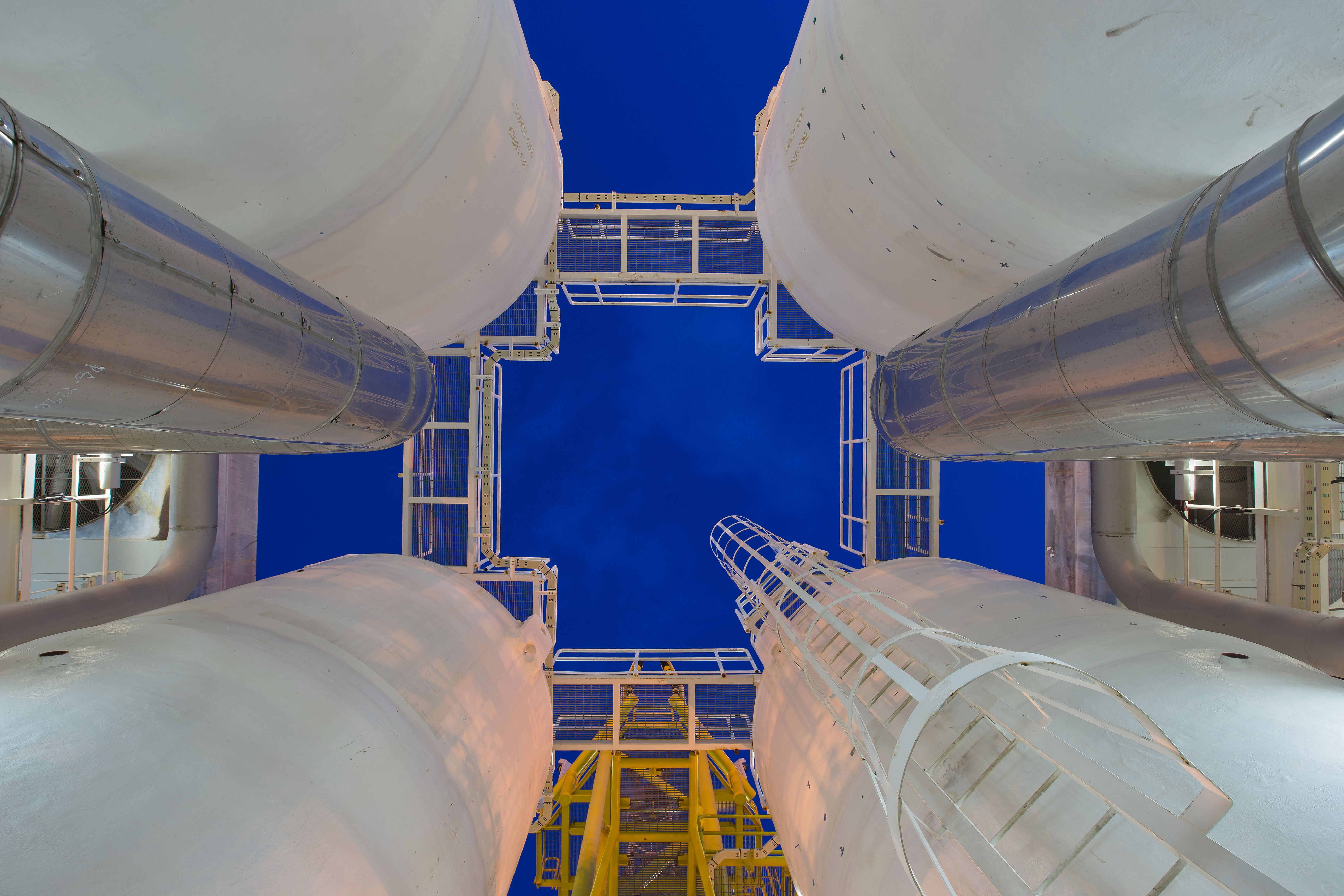 gas manufacturer